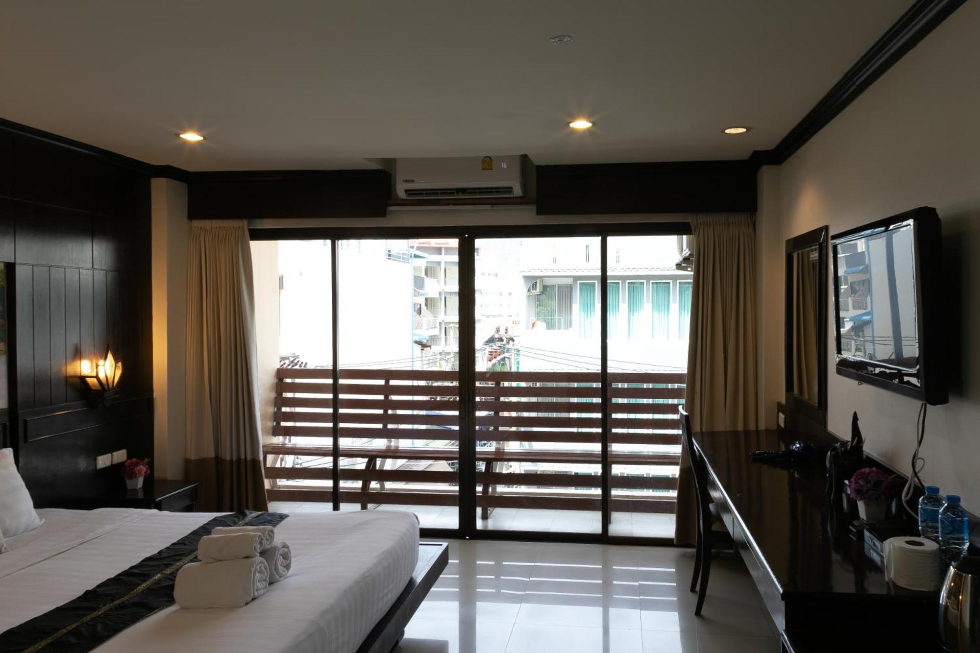 Best Venue Hotel Patong Eksteriør billede